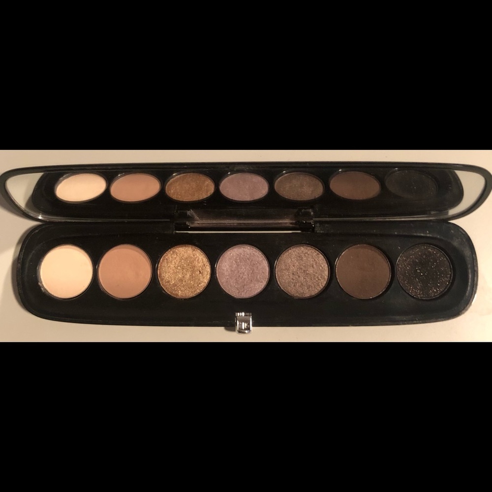 Marc Jacobs Eyeshadow - The Social Butterfly (230)